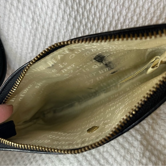 Kate Spade wristlet Black and White Stripes - Picture 6 of 6